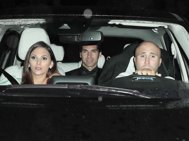 Irene Rosales, Cayetano Rivera y Kiko Rivera entrando en la fiesta de puesta de largo de Cayetana Rivera./Gtres