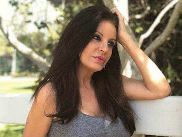 Sonia Monroy destrozada tras la trágica muerte de su hermano./Instagram.