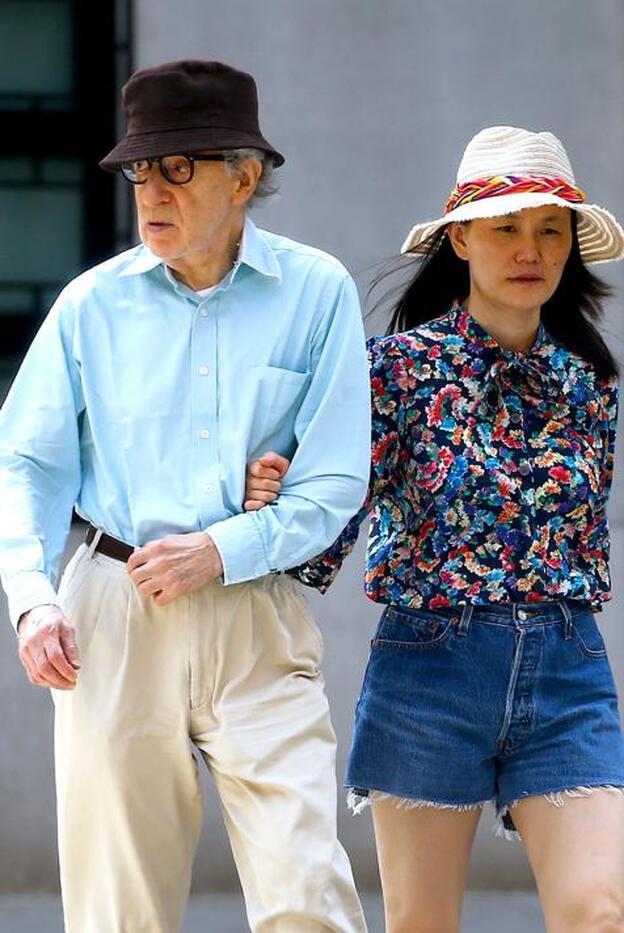 Soon-Yi Previn sale en defensa de Woody Allen