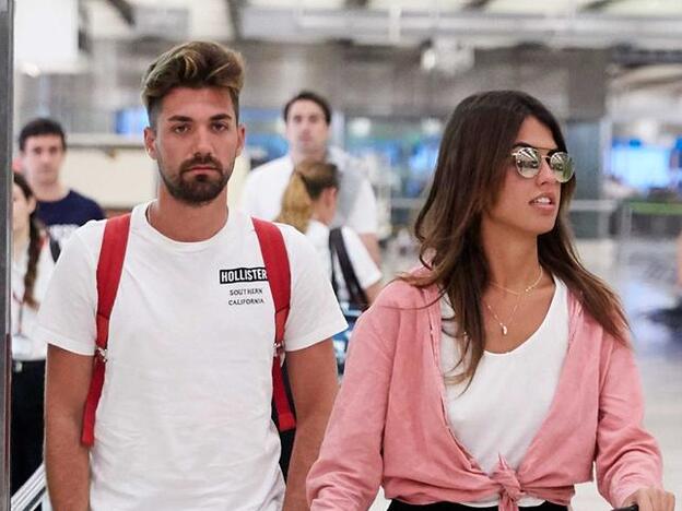 Sofía Suescun y Alejandro Albalá revolucionan las redes con su fotografía desnudos en la bañera