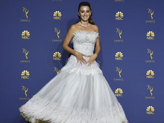280 horas para hacer el vestido más polémico de Penélope Cruz