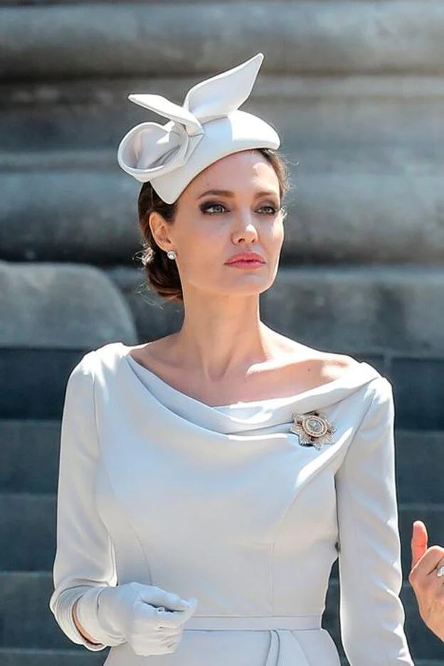 Angelina Jolie podría haber encontrado el amor en Keanu Reeves./gtres.