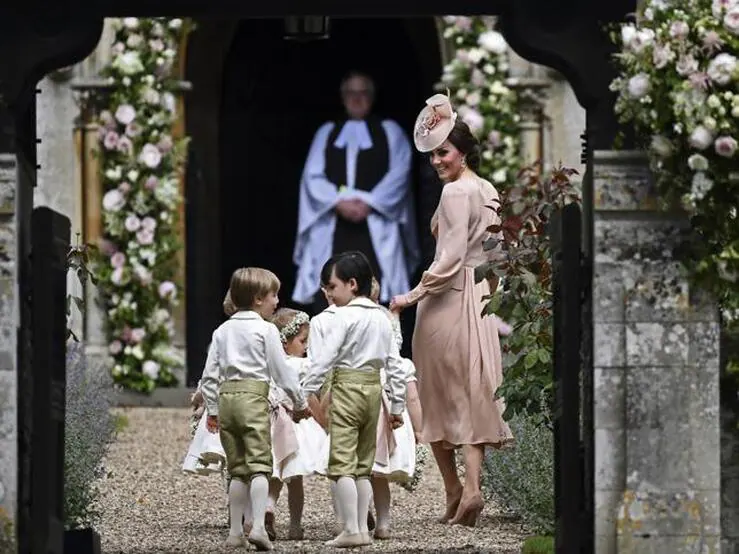 ¿Repetirá Kate Middleton vestido en la boda de Eugenia de York?