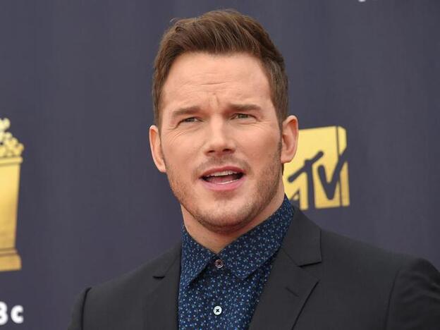 Chris Pratt muestra su parecido con el muñeco Chucky