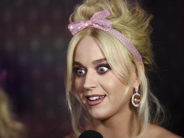 Katy Perry comparte una foto de su adolescencia en redes