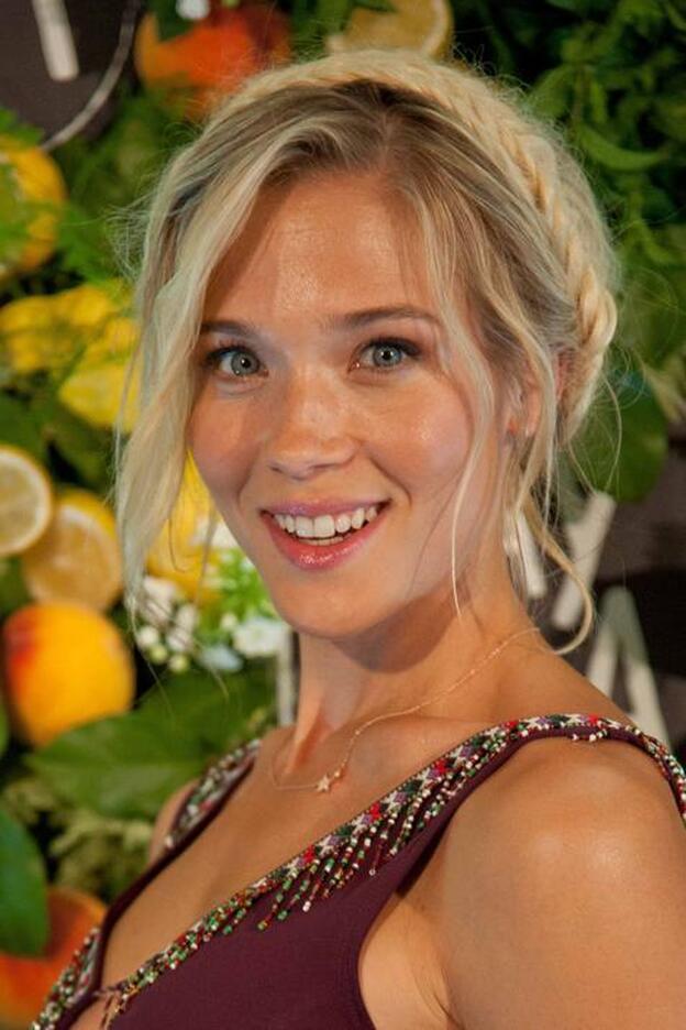 Patry Montero muestra su tripa de embarazada el desnudo