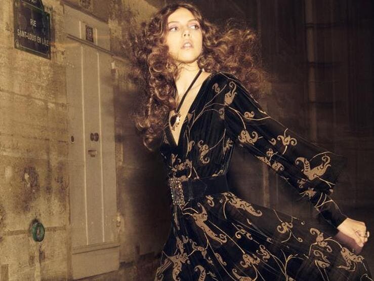 Fotos: nueva colección de Zara tiene los mejores looks de invitada para el invierno (y Nochevieja) | Mujer Hoy