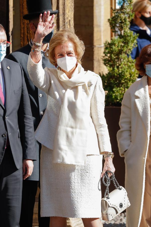 Su llegada a España, la coronación, los momentos inolvidables con sus hijos... la vida de la reina Sofía en imágenes