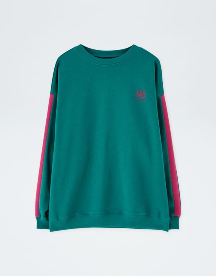 Sudadera verde.