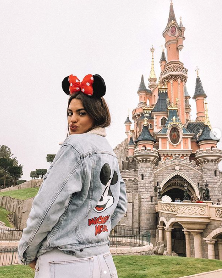 Las "influencers" celebran el aniversario de Mickey Mouse