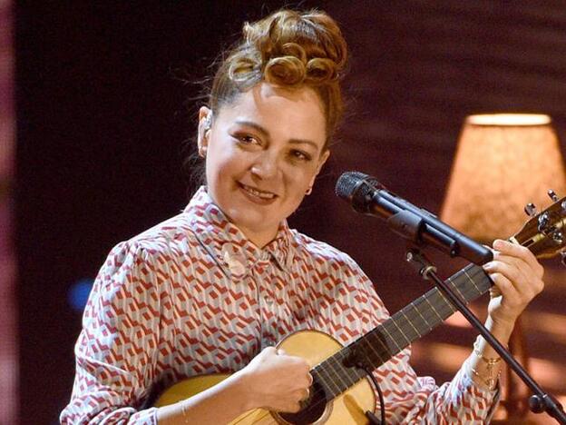 La reacción viral de Natalia Lafourcade al ver a Maluma recoger un Grammy