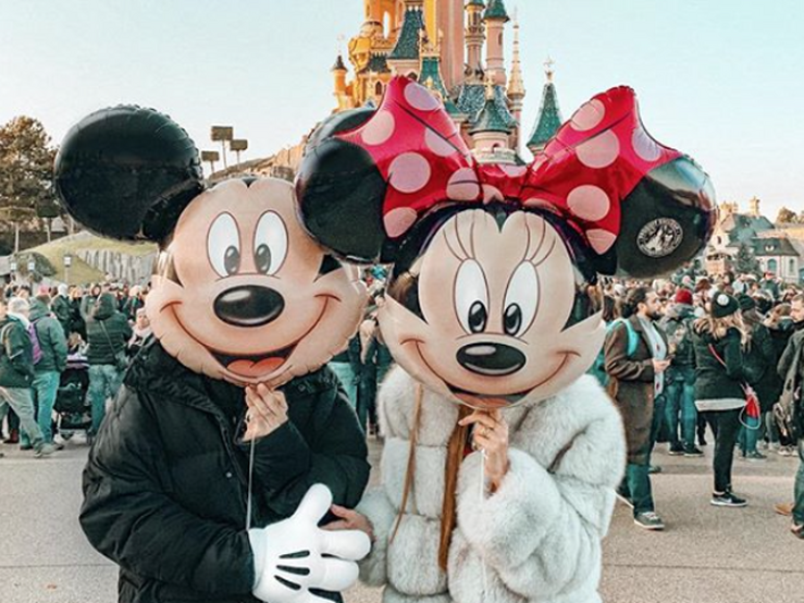 Enamoradas de la colección de Navidad de Mickey Mouse en Lefties