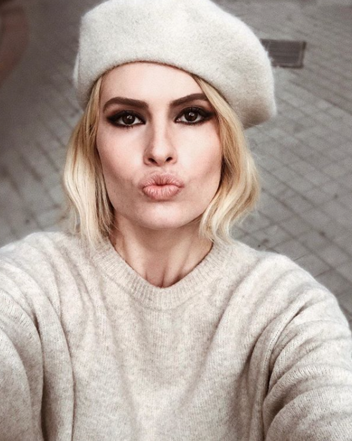 De rubias a morenas: Adriana Abenia y las famosas que se atreven con el cambio de look radical