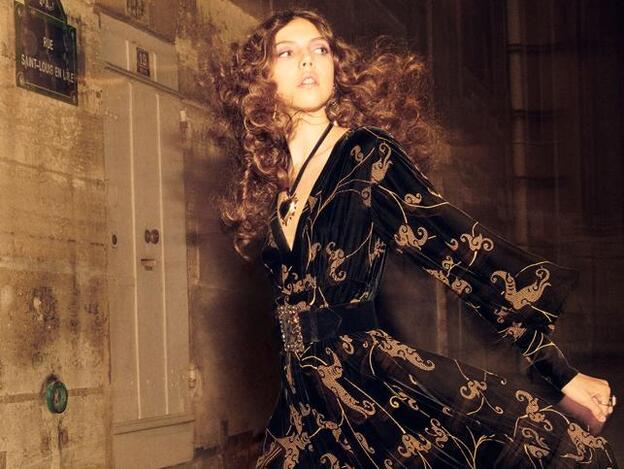 El vestido smoking más famoso que ya no vas a poder comprar