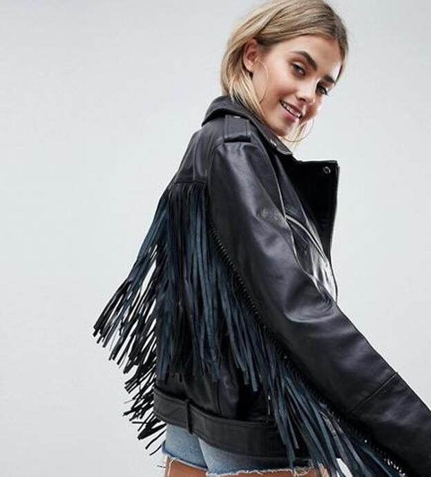 Chaqueta de cuero con flecos de ASOS DESING. (143,99 euros).