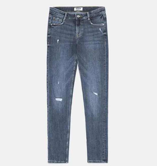 Jeans pitillo. (19,95 euros).