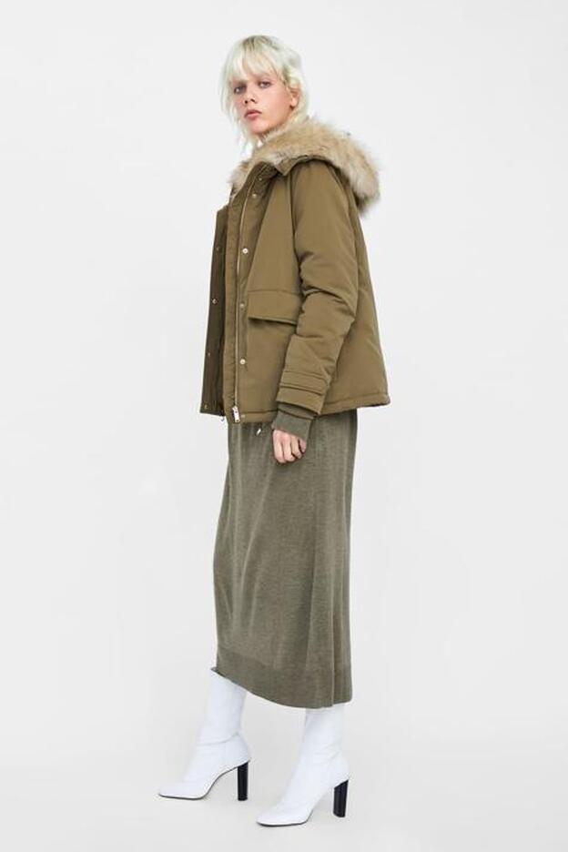 Parka de Zara (69,95 euros).