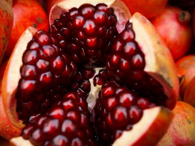 Beneficios de la granada: el antioxidante que no puede faltar en tu dieta