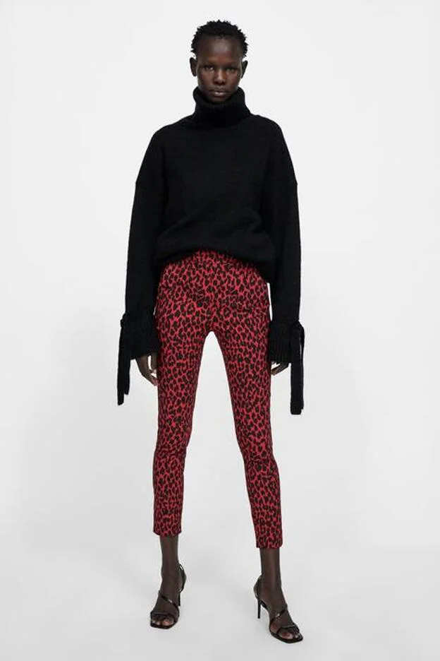 Los pantalones "animal print" de Zara que lleva cuestan menos de euros | Mujer Hoy