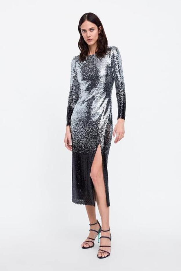 Vestido de Zara (59,95 euros).