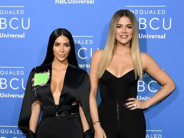 Khloé Kardashian sale en defensa de la gestación subrogada de Kim