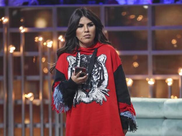 Chabelita se pierde la actuación de Navidad de su hijo