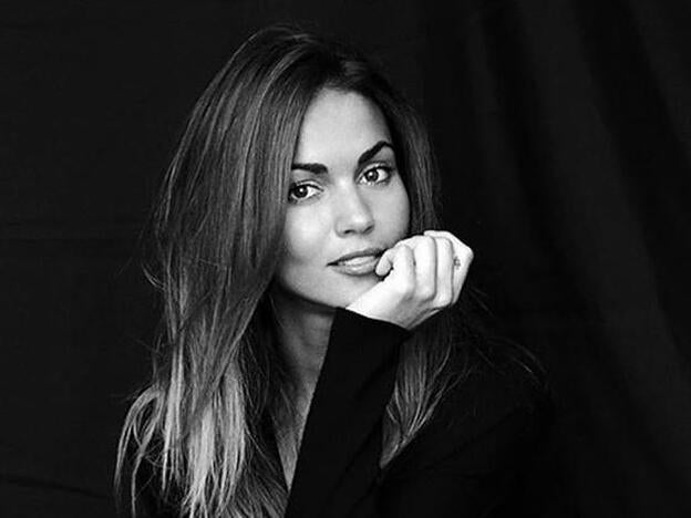 Lara Álvarez y el guiño feminista de su esmoquin