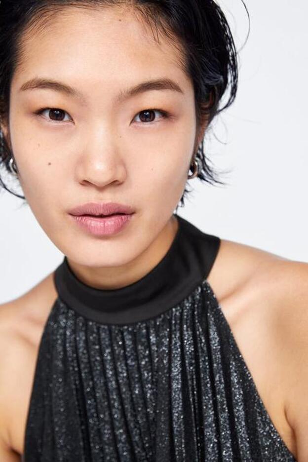 El nuevo vestido viral de Zara para estas fiestas que ya se ha agotado