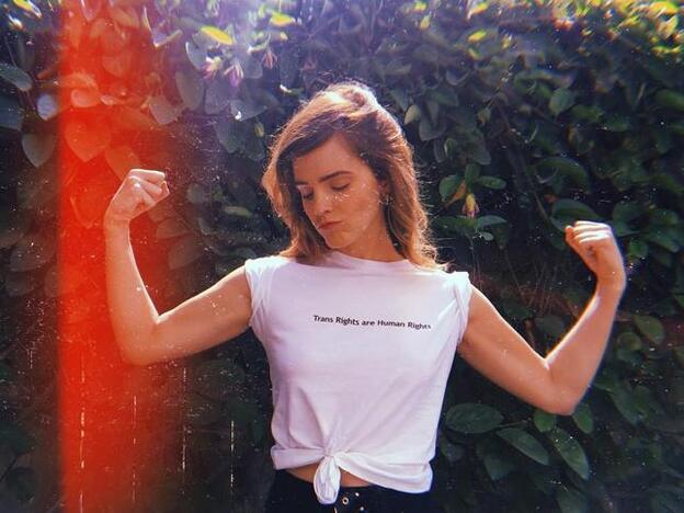 Tú también puedes tener la camiseta de la lucha feminista de Emma Watson
