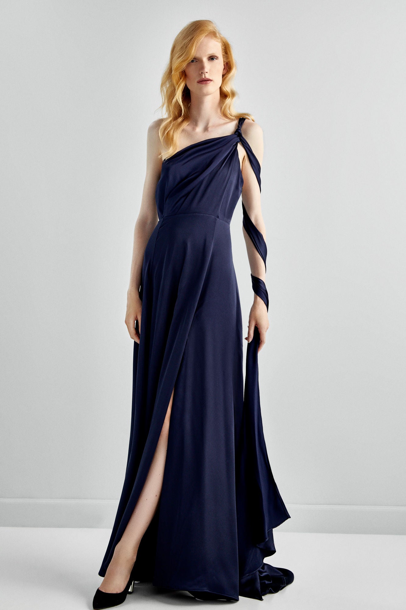 20 vestidos de invitada de boda que puedes comprar mucho más baratos en las rebajas