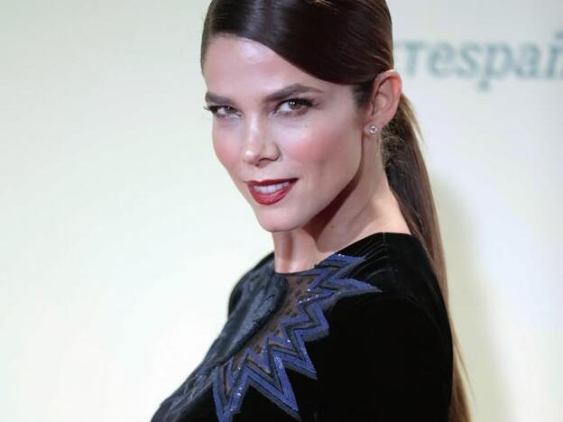 La chaqueta de borreguillo de Juana Acosta que no podrás comprar, pero sí copiar