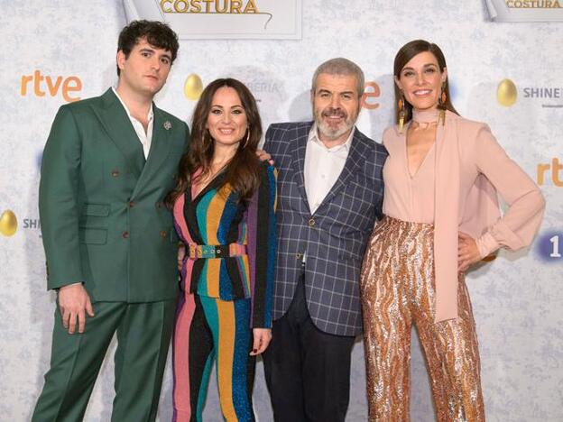 Palomo Spain, Marías Escoté y Lorenzo Caprile, jurado de 'Maestros de la Costura' junto a Raquel Sánchez Silva, presentadora del programa que emite TVE./tVE