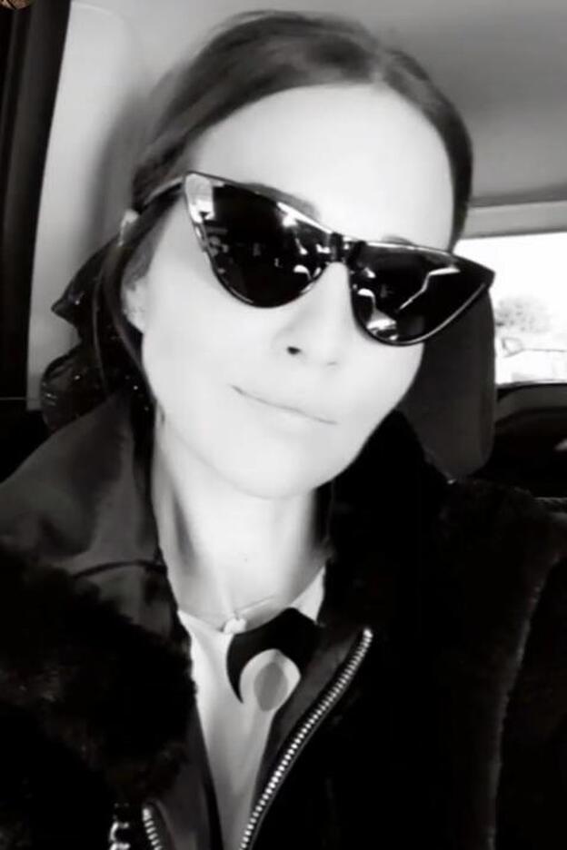 Las gafas retro de Paula Echevarría que puedes copiar en las rebajas