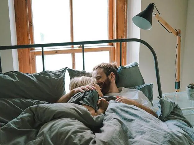 ordenar Rodeado algodón Dormir abrazada a tu pareja tiene todos estos beneficios | Mujer Hoy