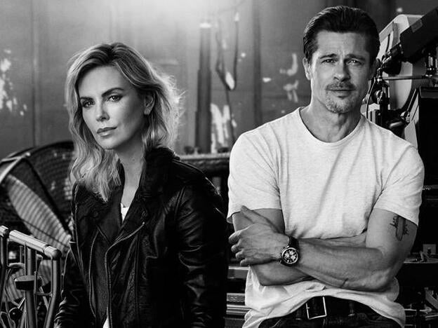 Brad Pitt y Charlize Theron, vistos en actitud cariñosa