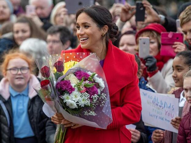 El look premamá más 'casual' de Meghan Markle (y sus vaqueros de rebajas de H&M)