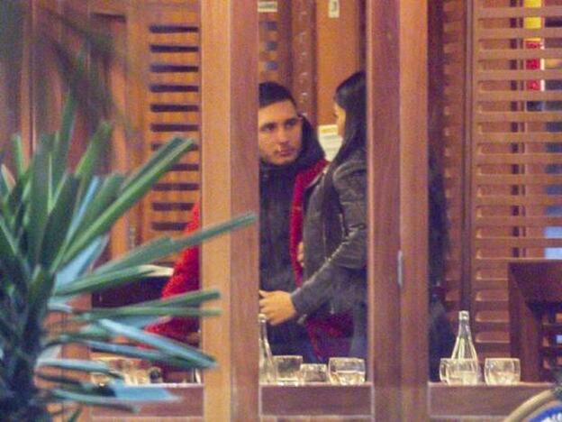 Las imágenes de Aurah Ruiz y Omar Montes juntos en Barcelona