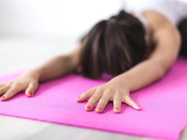 Todo lo que debes saber antes de iniciarte en el yoga