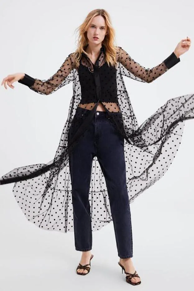 nuevas prendas de Zara que apuestan por transparencias | Mujer Hoy