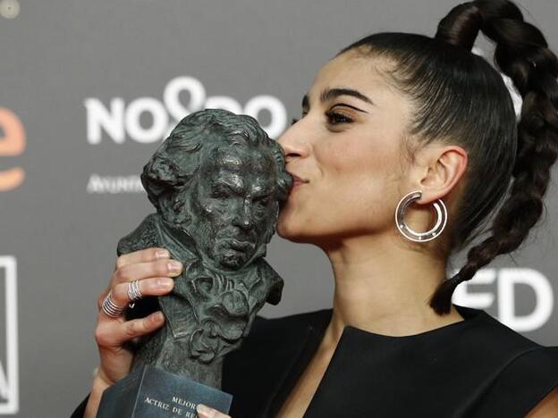 Carolina Yuste lució uno de los maquillajes protagonistas de los Goya 2019.