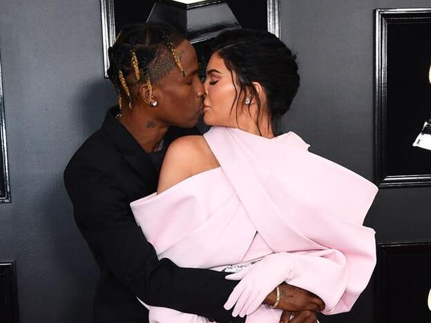 Travis Scott sorprende a Kylie Jenner con este detallazo./gtres.