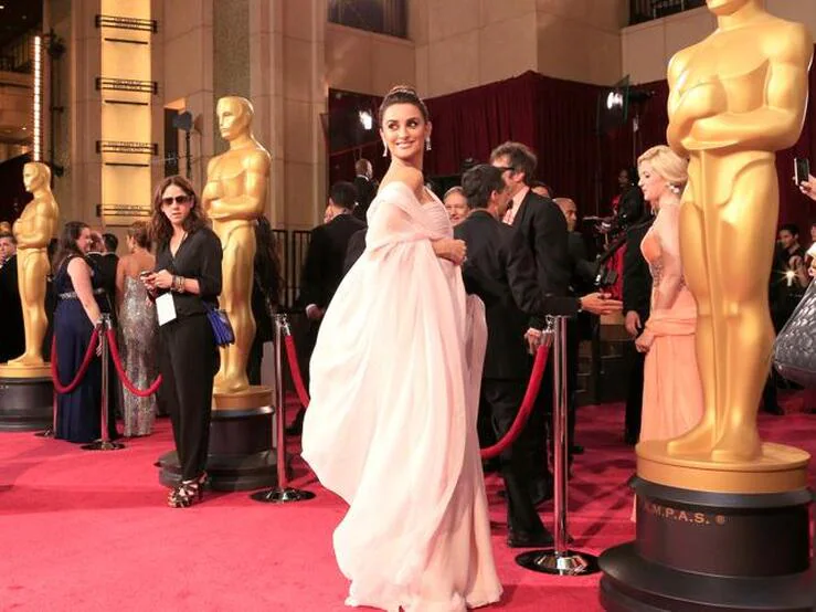Todos los vestidos de Penélope Cruz en la alfombra roja de los Premios Oscar