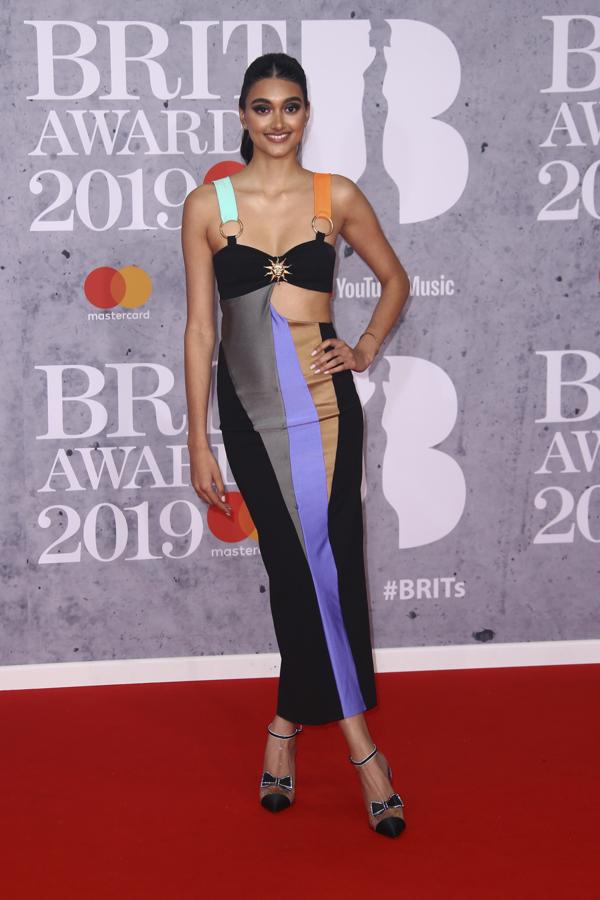 Los looks de Brit Awards 2019 que no nos gustaría ver en los Oscar: Neelam Gill