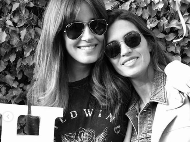 Sara Carbonero sorprende a Isabel Jiménez con una 'baby shower'