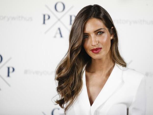 Sara Carbonero tiene la prenda que no podrá faltar en tu armario esta primavera