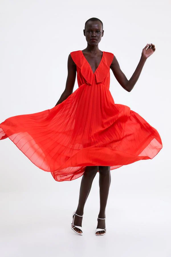 Fotos: Los vestidos largos de Zara los que serás la invitada perfecta | Mujer Hoy