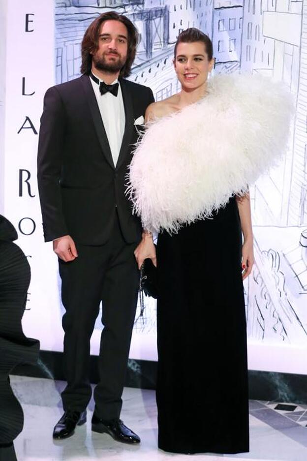 Carlota Casiraghi y Dimitri Rassam, cómplices y enamorados, zanjan los rumores de crisis