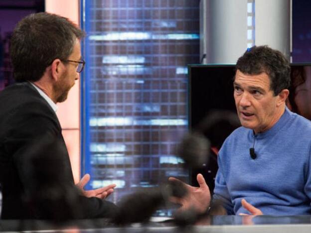 Antonio Banderas junto a Pablo Motos en 'El Hormiguero./antena 3.