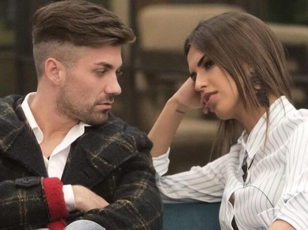 Sofía Suescun intenta hacer 'edredoning' con Alejandro Albalá