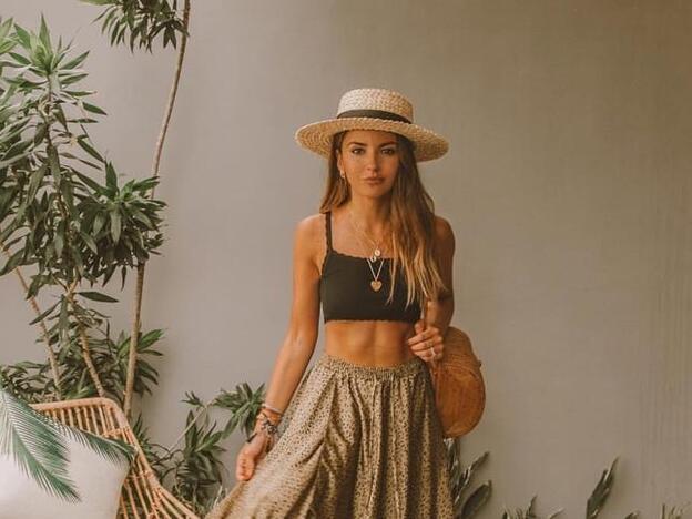 Alexandra Pereira lleva la falda 'animal print' que arrasará esta primavera